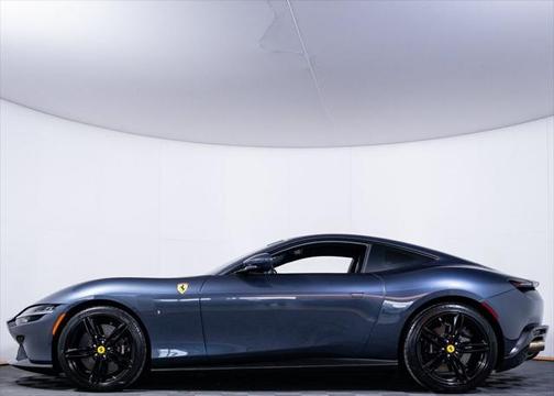2022 Ferrari Roma Base