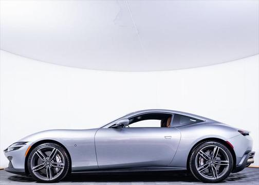 2022 Ferrari Roma Base