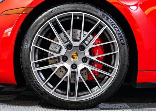 2024 Porsche 911 Carrera S