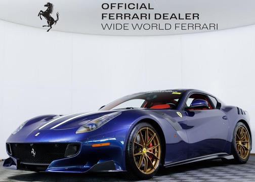 Blu Tour De France Metallic 2017 Ferrari F12tdf