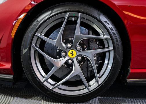 2020 Ferrari 812 Superfast 