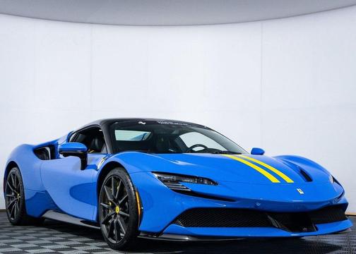 2025 Ferrari SF90 Spider 