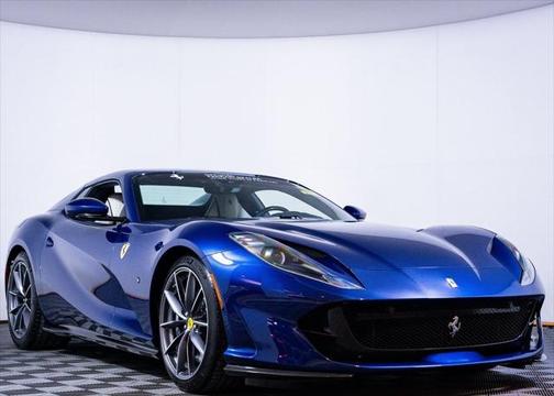 2022 Ferrari 812 GTS