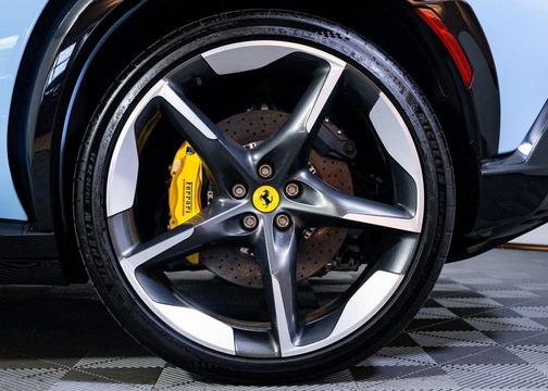 2025 Ferrari Purosangue 