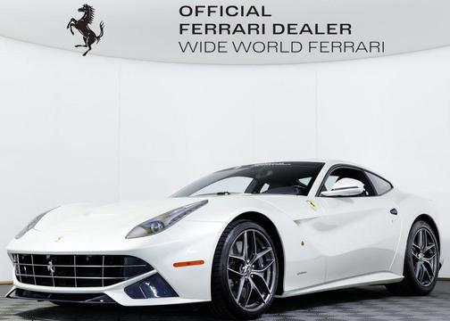 2017 Ferrari F12berlinetta 