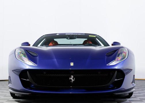 2022 Ferrari 812 GTS 