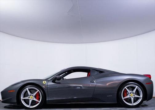 2011 Ferrari 458 Italia Base