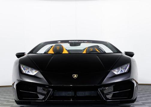 Nero Noctis 2018 Lamborghini Huracan LP580-2S