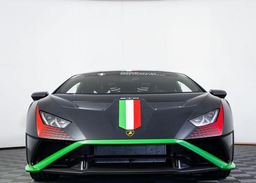 2022 Lamborghini Huracan STO 