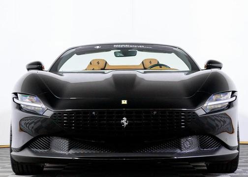 2025 Ferrari Roma Spider 
