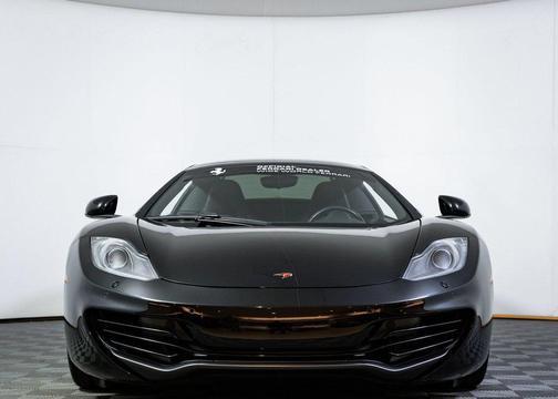 2013 McLaren MP4-12C 