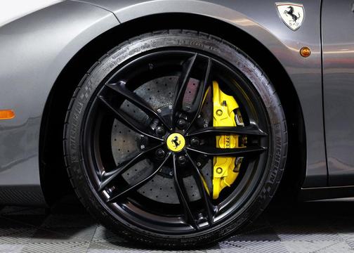 Grigio Silverstone Metallic 2017 Ferrari 488 GTB