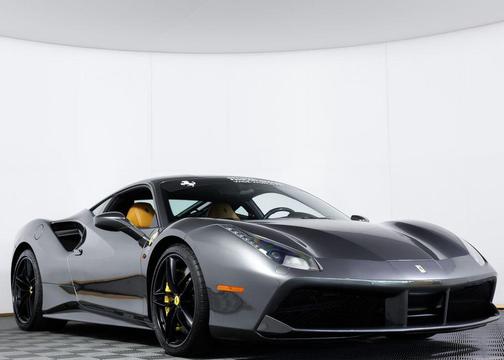 Grigio Silverstone Metallic 2017 Ferrari 488 GTB