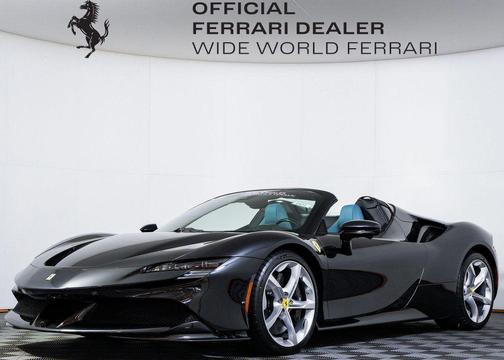 2025 Ferrari SF90 Spider 