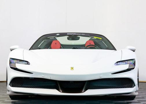 2024 Ferrari SF90 Spider 