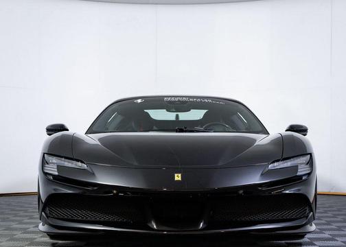 2022 Ferrari SF90 Spider 