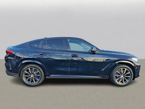 2023 BMW X6 M50i