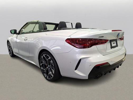 Mineral White Metallic 2026 BMW 430 i xDrive