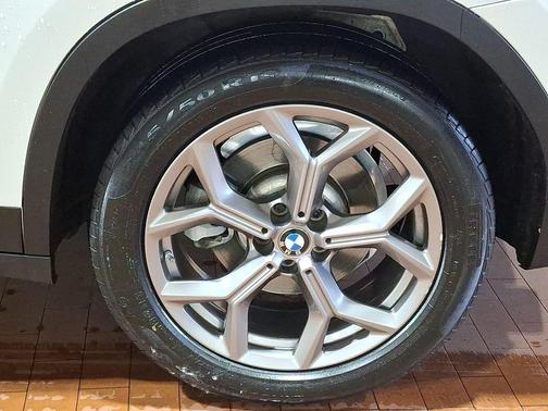 Alpine White 2022 BMW X3 xDrive30i