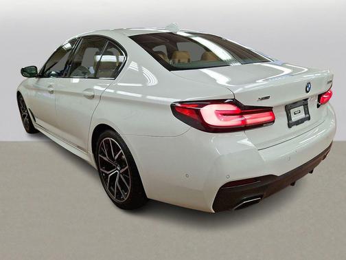 2023 BMW 530 i xDrive