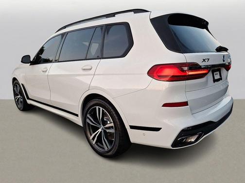 2022 BMW X7 xDrive40i