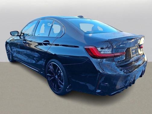2025 BMW M340 xDrive