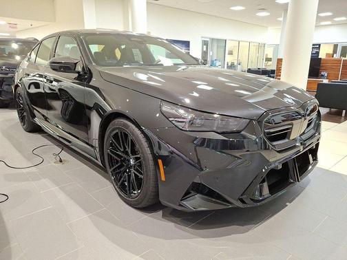 2026 BMW M5 Base