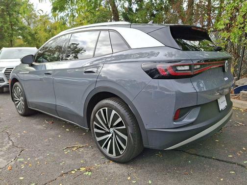 2023 Volkswagen ID.4 Pro S Plus