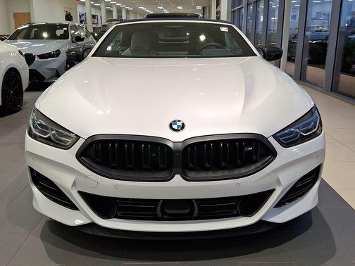 Mineral White Metallic 2026 BMW M850 xDrive