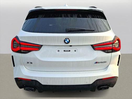 2023 BMW X3 M40i