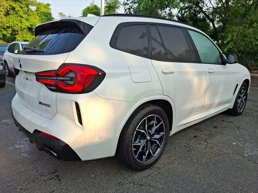 2023 BMW X3 M40i