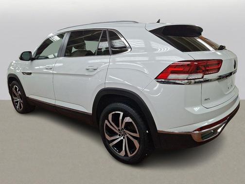 2022 Volkswagen Atlas Cross Sport 2.0T SEL