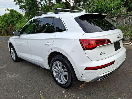 Ibis White 2022 Audi Q5 45 S line Premium