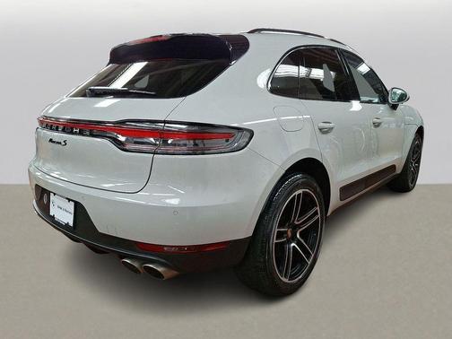 2021 Porsche Macan S