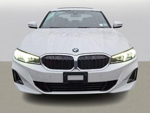 Mineral White Metallic 2023 BMW 330 xDrive