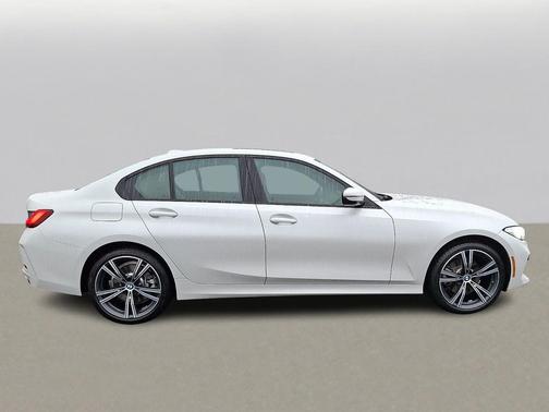 Mineral White Metallic 2023 BMW 330 xDrive