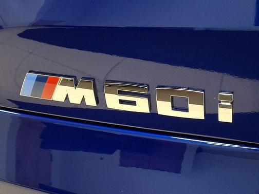 2026 BMW X5 M60i