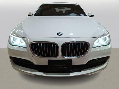 2015 BMW 750 Li