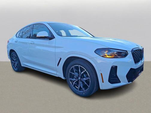 2023 BMW X4 xDrive30i