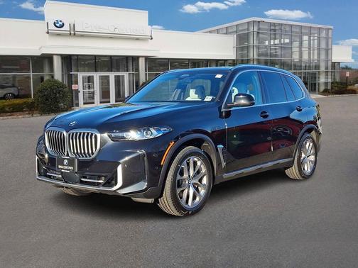 Black Sapphire Metallic 2024 BMW X5 xDrive40i