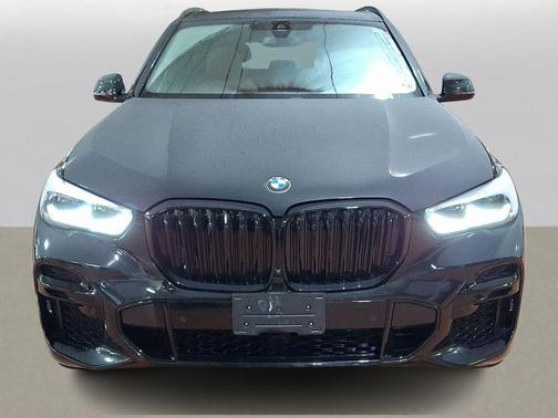 2022 BMW X5 M50i