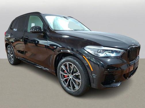 2022 BMW X5 M50i