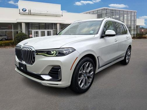 Mineral White Metallic 2020 BMW X7 xDrive40i