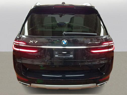 Black Sapphire Metallic 2024 BMW X7 xDrive40i