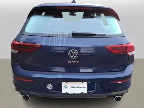 2024 Volkswagen Golf GTI 2.0T SE DSG