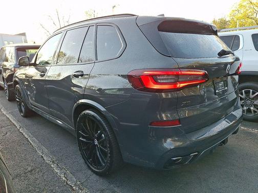 Dravit Grey Metallic 2023 BMW X5 M50i