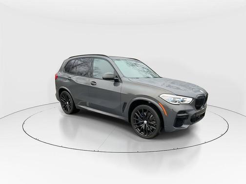 Dravit Grey Metallic 2023 BMW X5 M50i