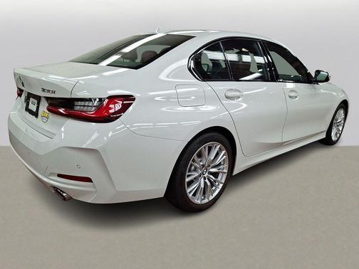 2023 BMW 330 xDrive