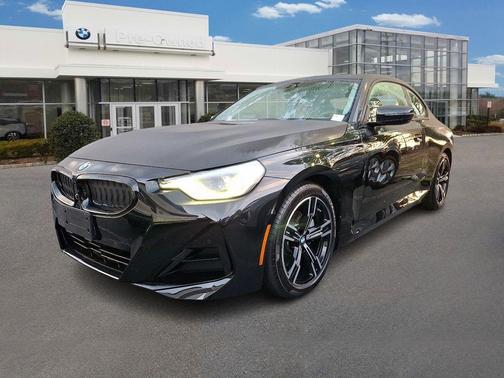 2025 BMW 230 i xDrive
