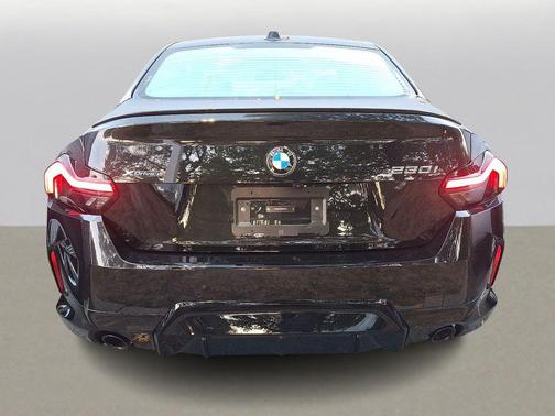 2025 BMW 230 i xDrive